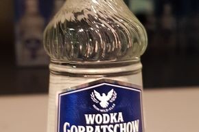 Wodka Gorbatschow 12x0,1-L-Flasche (Ab 18 Jahre) 15,60 €
